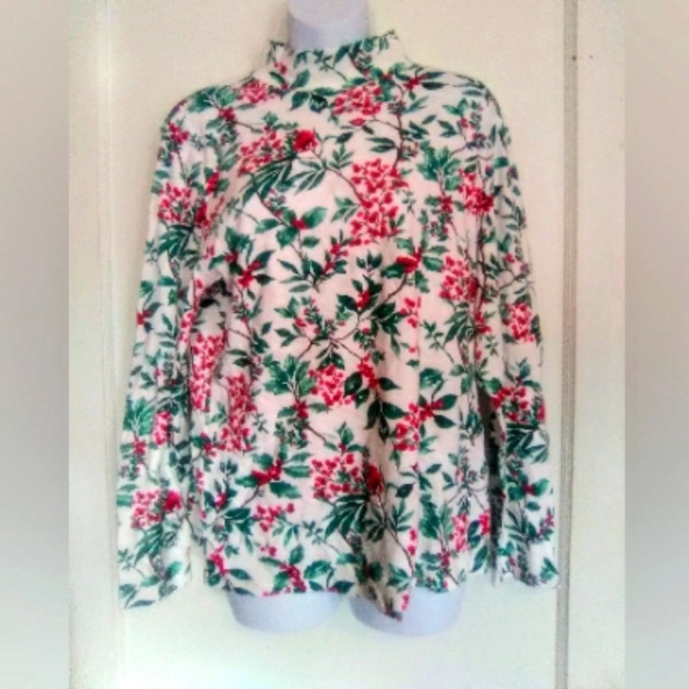 KAREN SCOTT MISTLETOE FLORAL LONG-SLEEVED BLOUSE